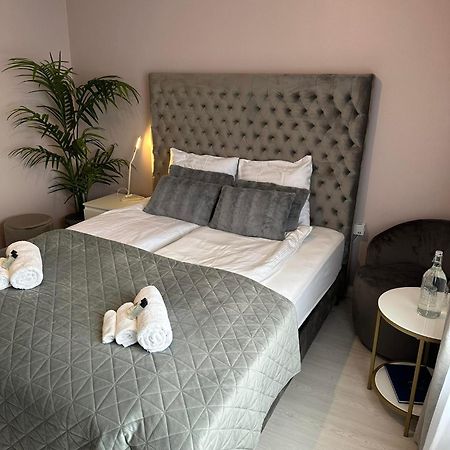 R&J Guesthouse Room グリンダヴィーク エクステリア 写真